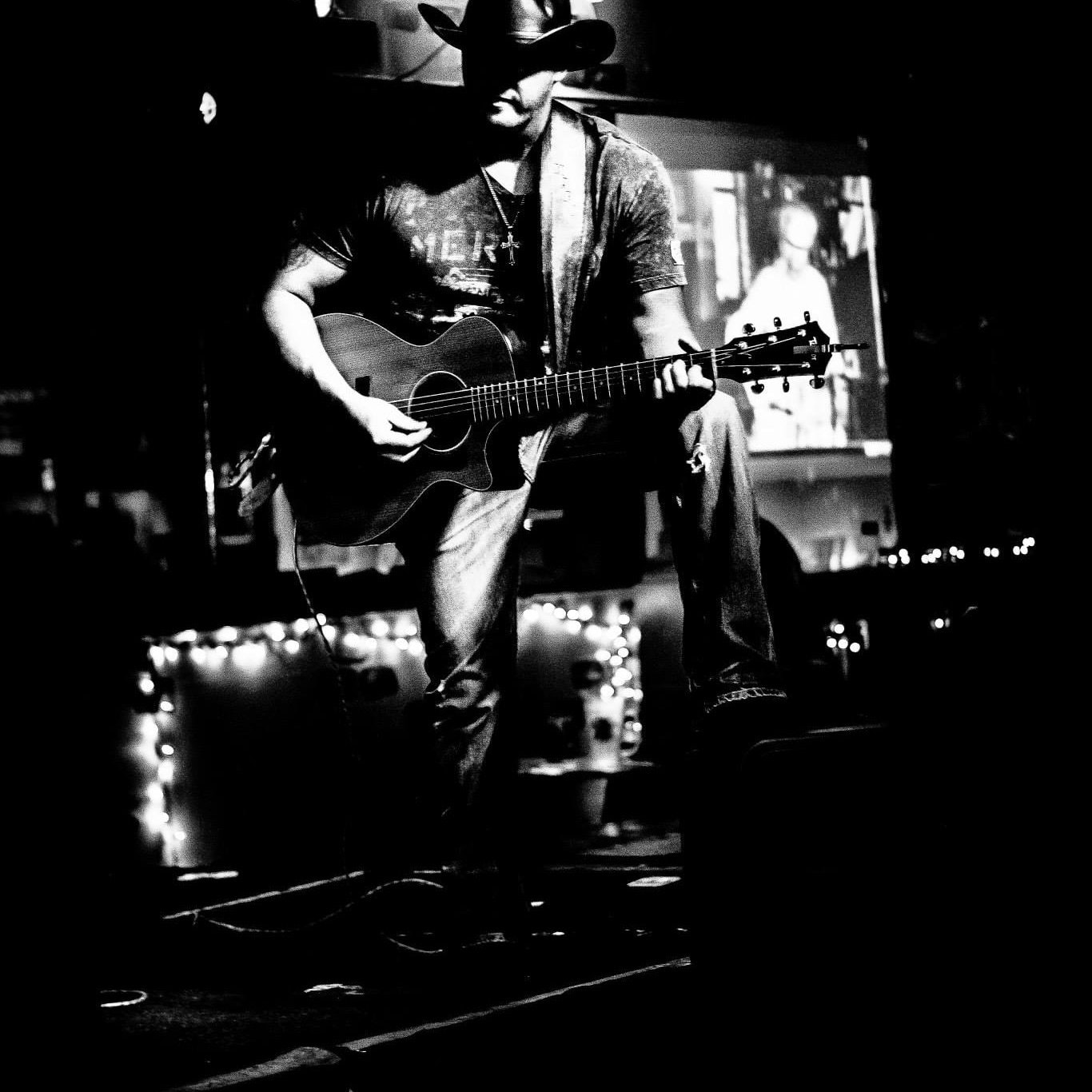 Marc Kenney Brings Country, Rock & Blues to Helen, GA This October